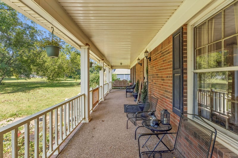 3087 Valley Creek Rd, Culleoka, TN 38451