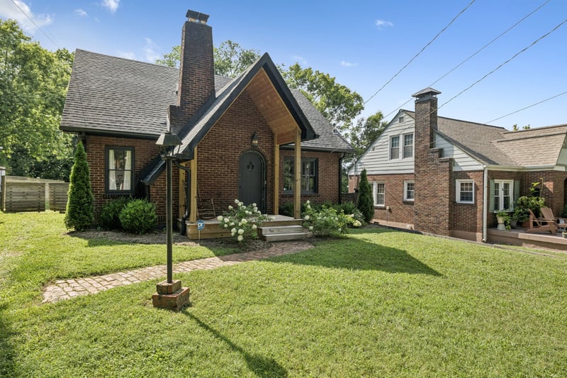 2316 Riverside Dr, Nashville, TN 37216