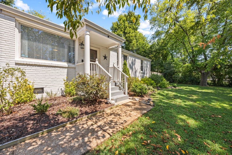 3118 Lake Park Dr, Nashville, TN 37211