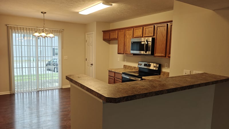 1035 Arlene Dr, La Vergne, TN 37086