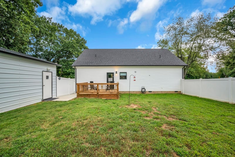 330 Kaiser Rd, Dickson, TN 37055