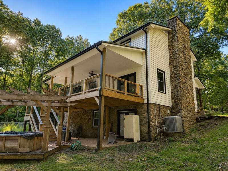 111 Milton Rd, Dickson, TN 37055