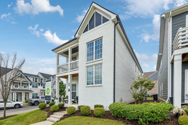 233 Champaign Pvt Dr, Hendersonville, TN 37075