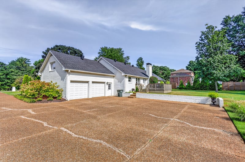 1305 Chickasaw Dr, Brentwood, TN 37027