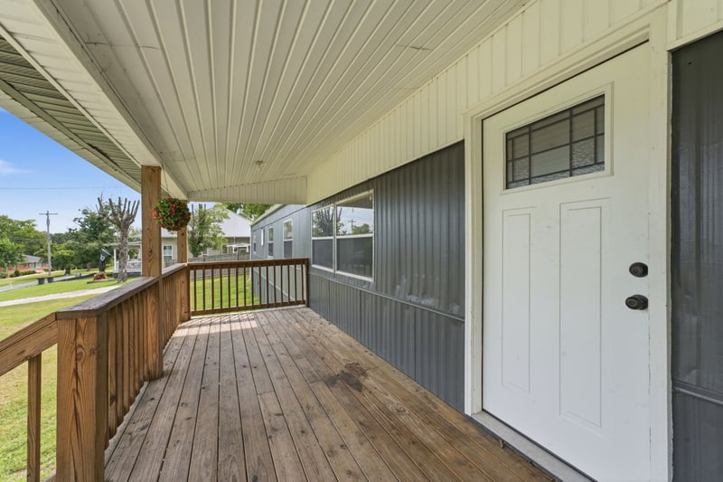 17 Switchboard Rd, Brush Creek, TN 38547