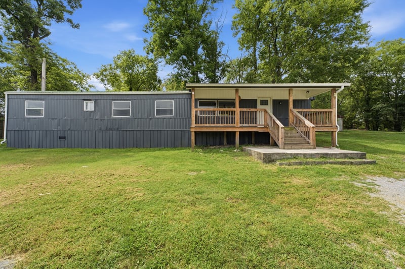 17 Switchboard Rd, Brush Creek, TN 38547