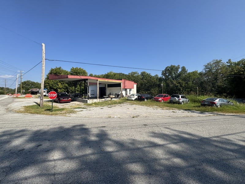 425 Cookeville Hwy, Elmwood, TN 38560