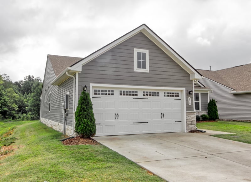 430 Saddleview Dr, White House, TN 37188