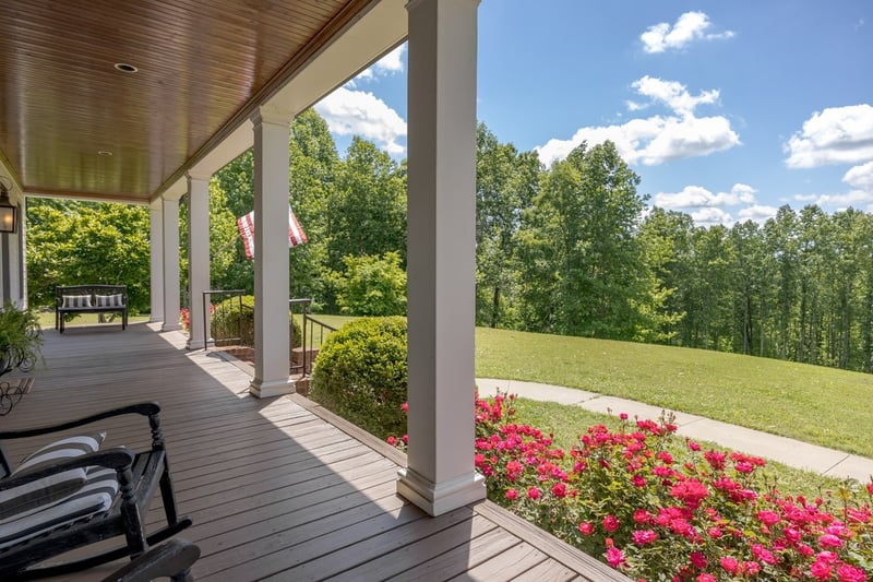 8706 Poplar Creek Rd, Nashville, TN 37221