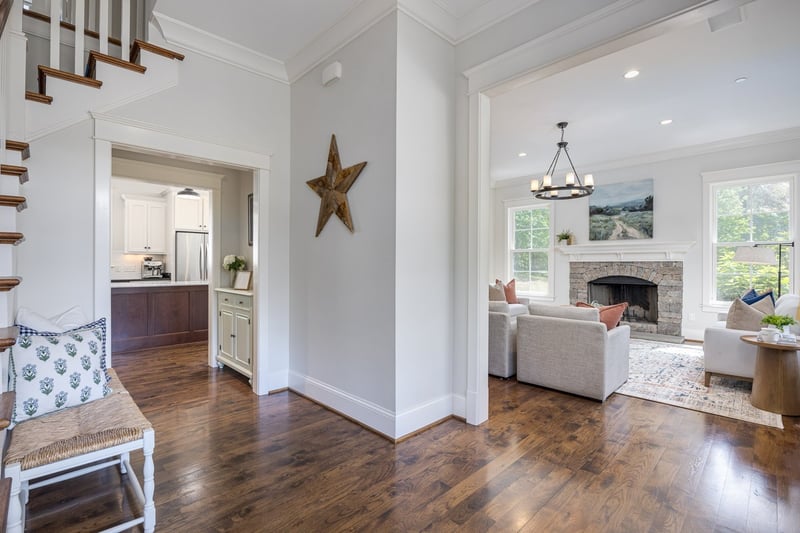 8706 Poplar Creek Rd, Nashville, TN 37221