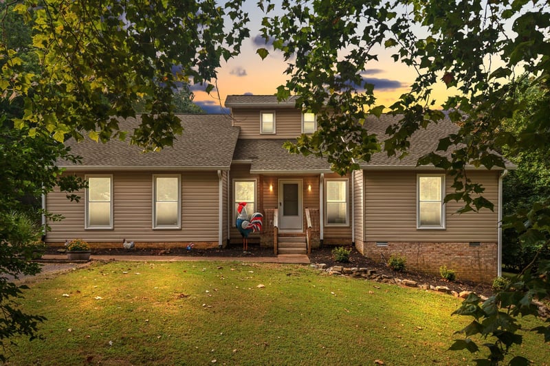629 Blue Ridge Dr, Columbia, TN 38401