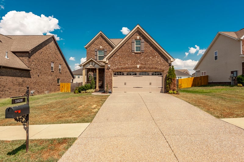1020 Laurelwood Dr, Gallatin, TN 37066