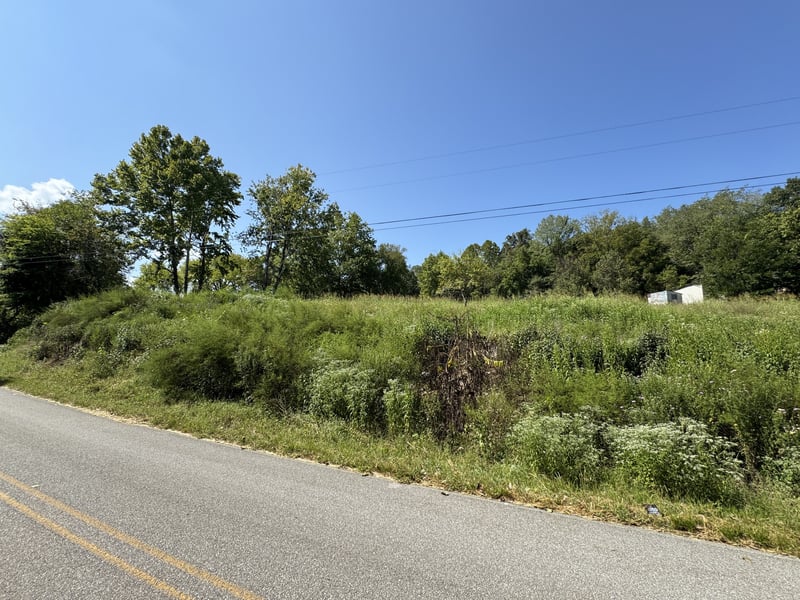 2 Enigma Rd, Chestnut Mound, TN 38552