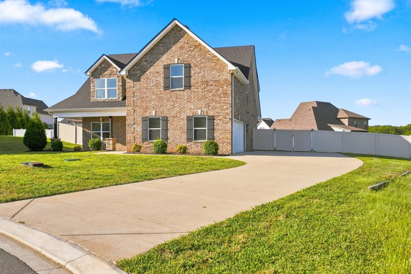 1133 Corona Ct, Lascassas, TN 37085