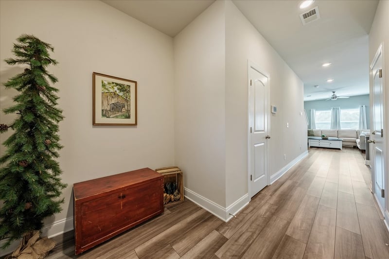 729 Prairie View Dr, Columbia, TN 38401