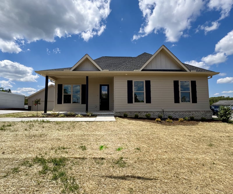 3012 Sumner Dr, Westmoreland, TN 37186