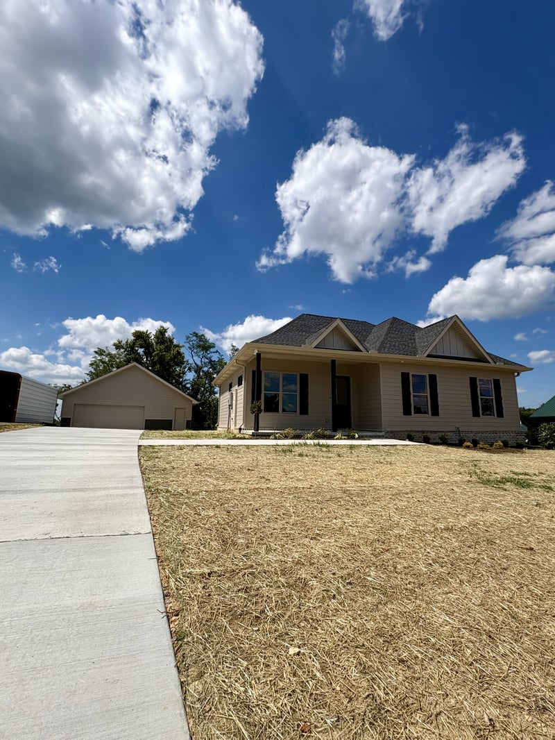 3012 Sumner Dr, Westmoreland, TN 37186