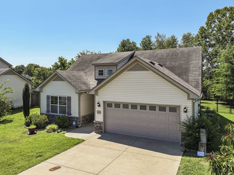 1121 Halverson Dr, Murfreesboro, TN 37128