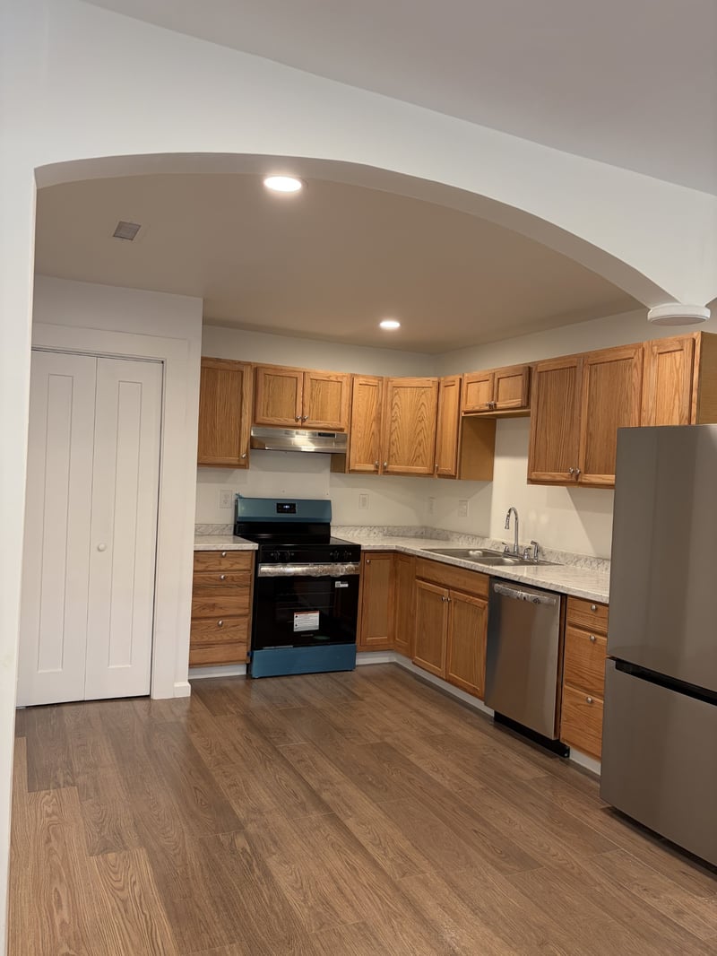 203 Coles Ferry Rd, Gallatin, TN 37066