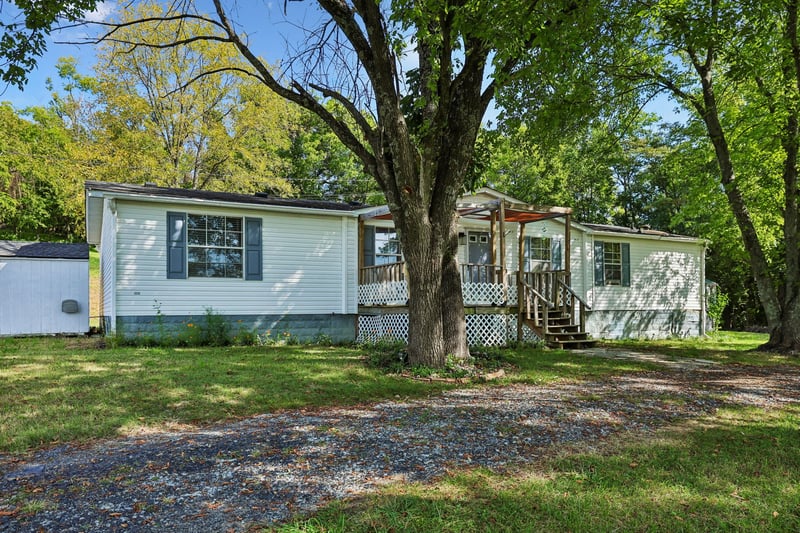54 Bailey Rd, Watertown, TN 37184