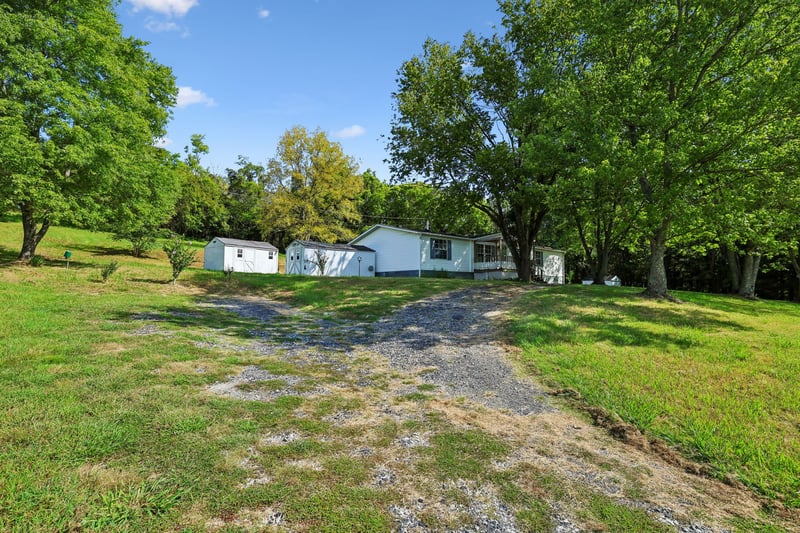 54 Bailey Rd, Watertown, TN 37184