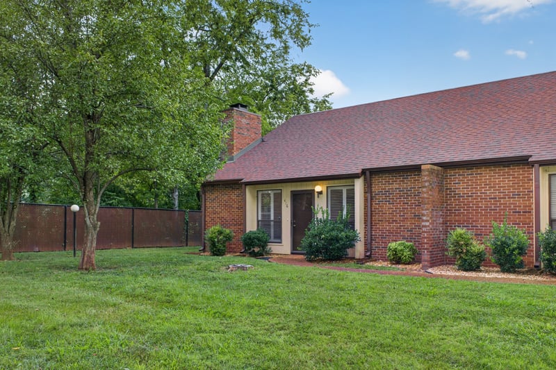 416 Castlewood Ln, Lebanon, TN 37087