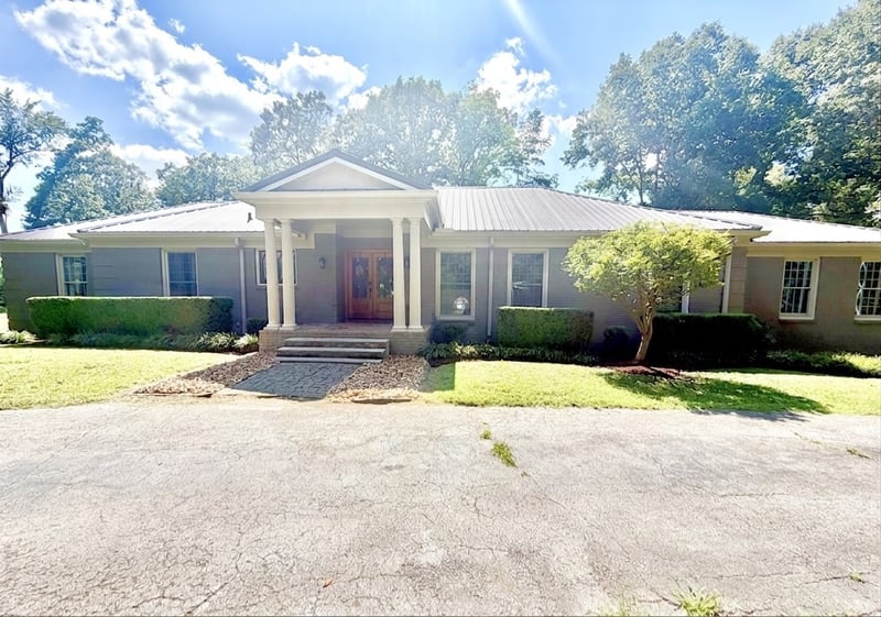 875 Coon Creek Rd, Dickson, TN 37055