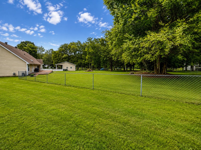 2222 Delay Dr, Lascassas, TN 37085