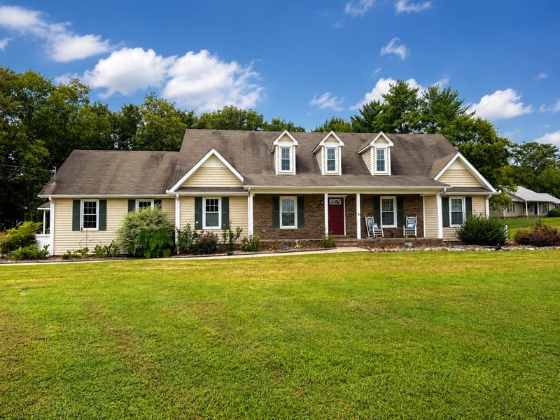 2222 Delay Dr, Lascassas, TN 37085