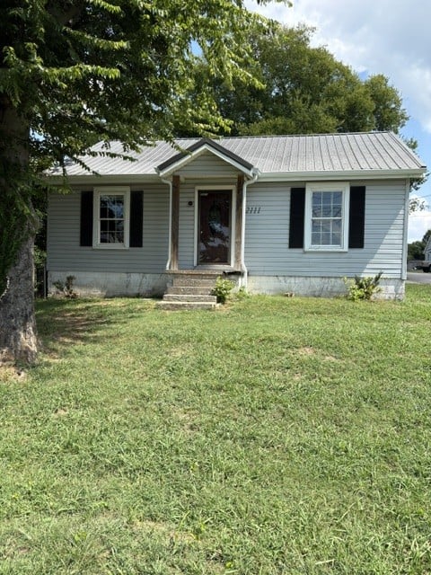 2111 Highland Ave, Columbia, TN 38401