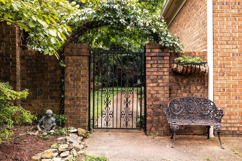 108 Ravenwood Ct, Franklin, TN 37064