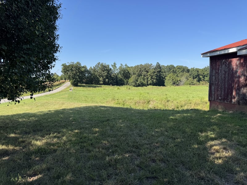 204 Nubia Rd, Westmoreland, TN 37186