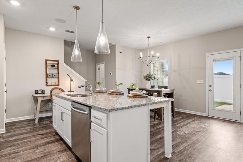 1860 Maidstone Dr, Murfreesboro, TN 37127