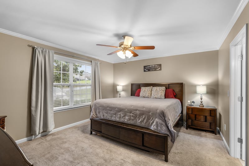 160 Lena Loop, Burns, TN 37029