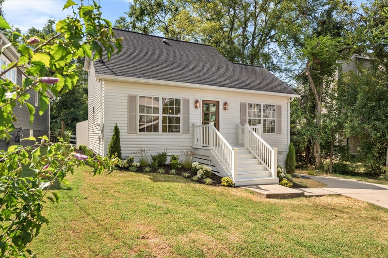 121 Oceola Ave, Nashville, TN 37209