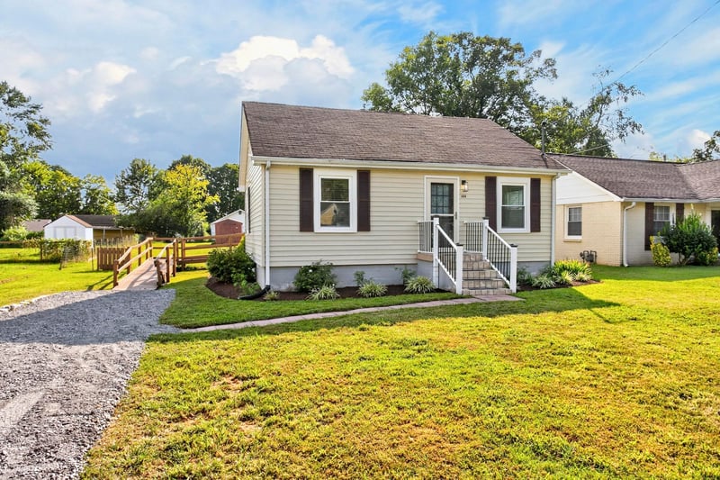 108 Hamblen Ave, Old Hickory, TN 37138