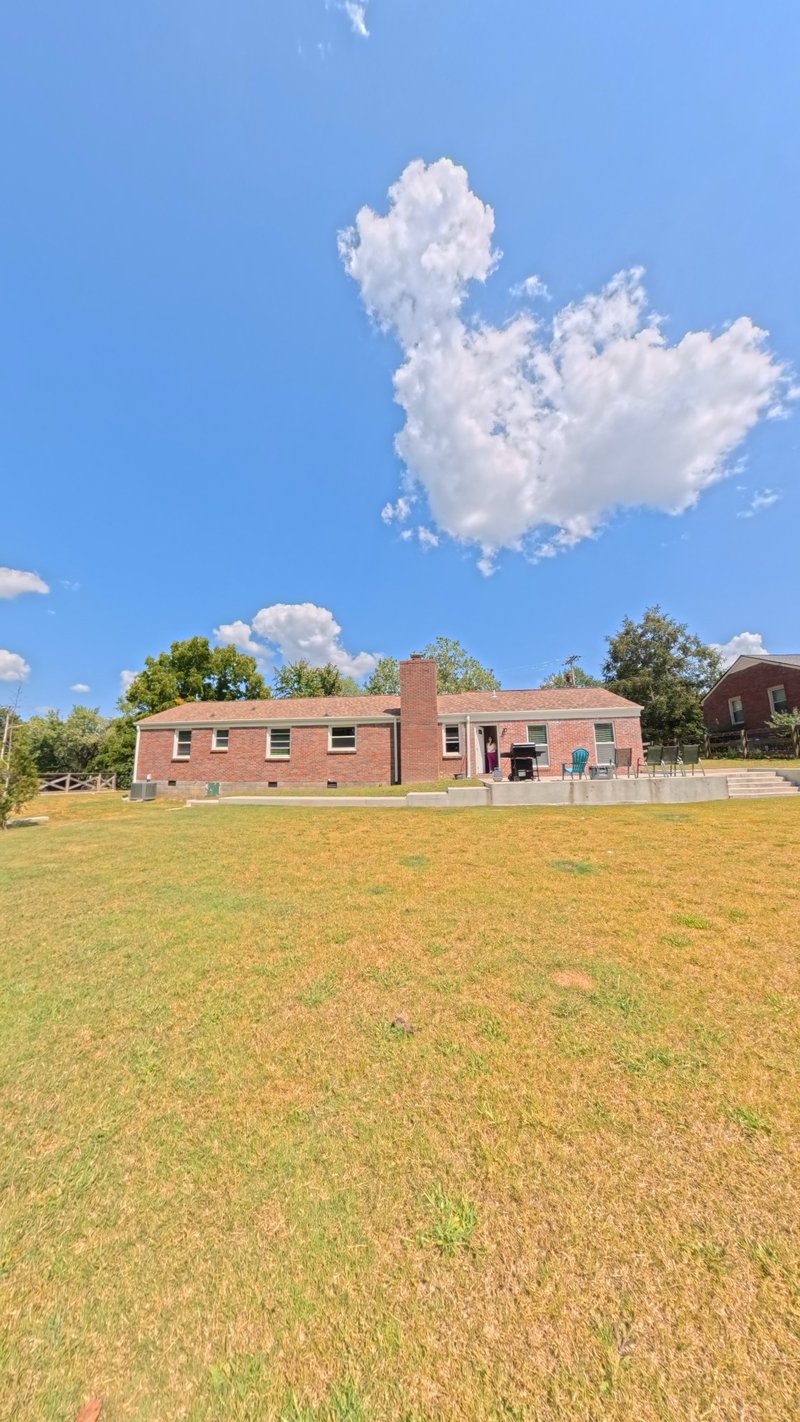 3915 E Ridge Dr, Nashville, TN 37211
