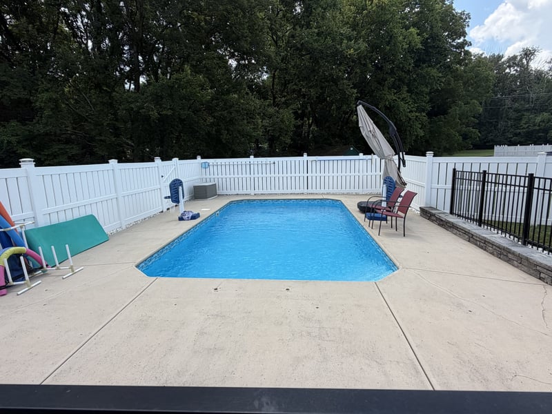 1505 Timberwood Dr, Columbia, TN 38401