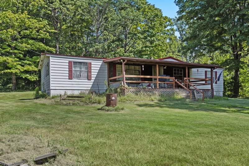 1318 Old Clarksville Pike, Pleasant View, TN 37146