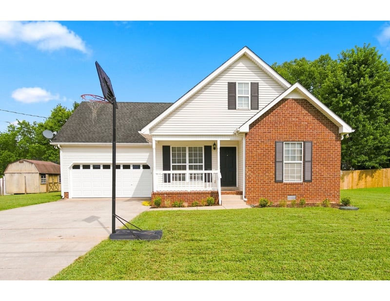 309 Long Creek Dr, Christiana, TN 37037