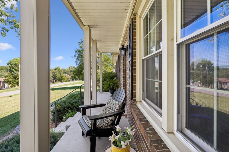 211 Edgewater Dr, Mount Juliet, TN 37122