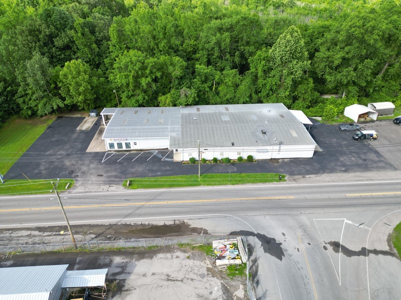 1094 N Main St, Ashland City, TN 37015