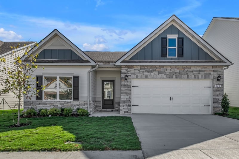 515 Charing Cross Dr, Lebanon, TN 37087