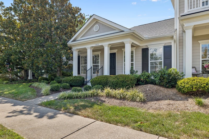1525 Stratford Hall Cir, Murfreesboro, TN 37130