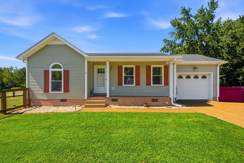 109 Bonnie Dr, Portland, TN 37148