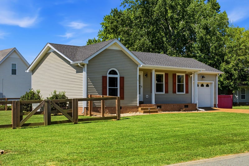 109 Bonnie Dr, Portland, TN 37148