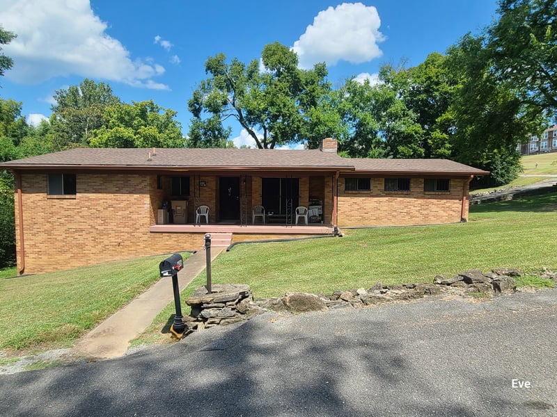 606 Chris St, Nashville, TN 37207