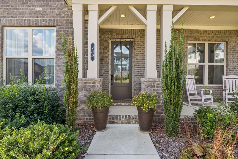 102 Stonehaven Way, Hendersonville, TN 37075