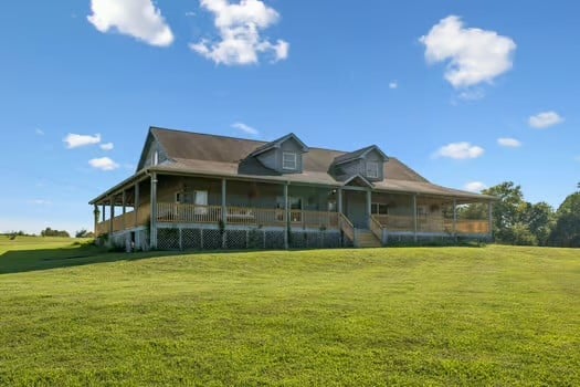 2118 Castelow Rd, Greenbrier, TN 37073