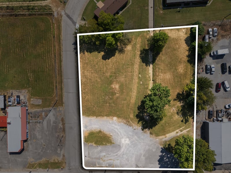703 Cumberland N, Lebanon, TN 37087